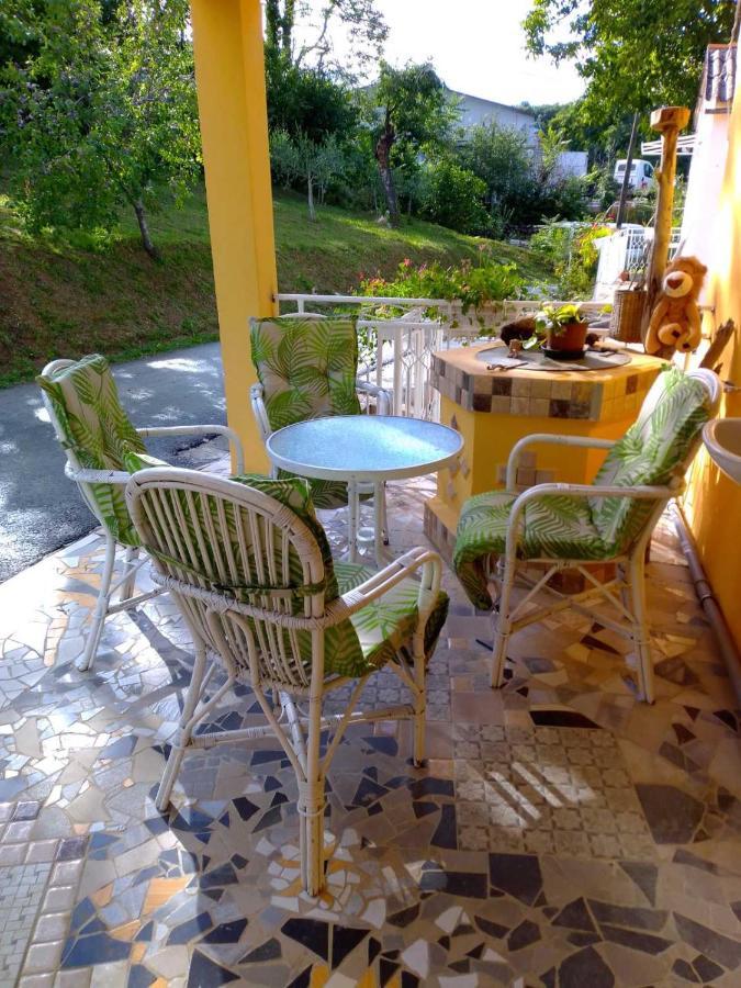 Apartman Sirena Pićan Extérieur photo