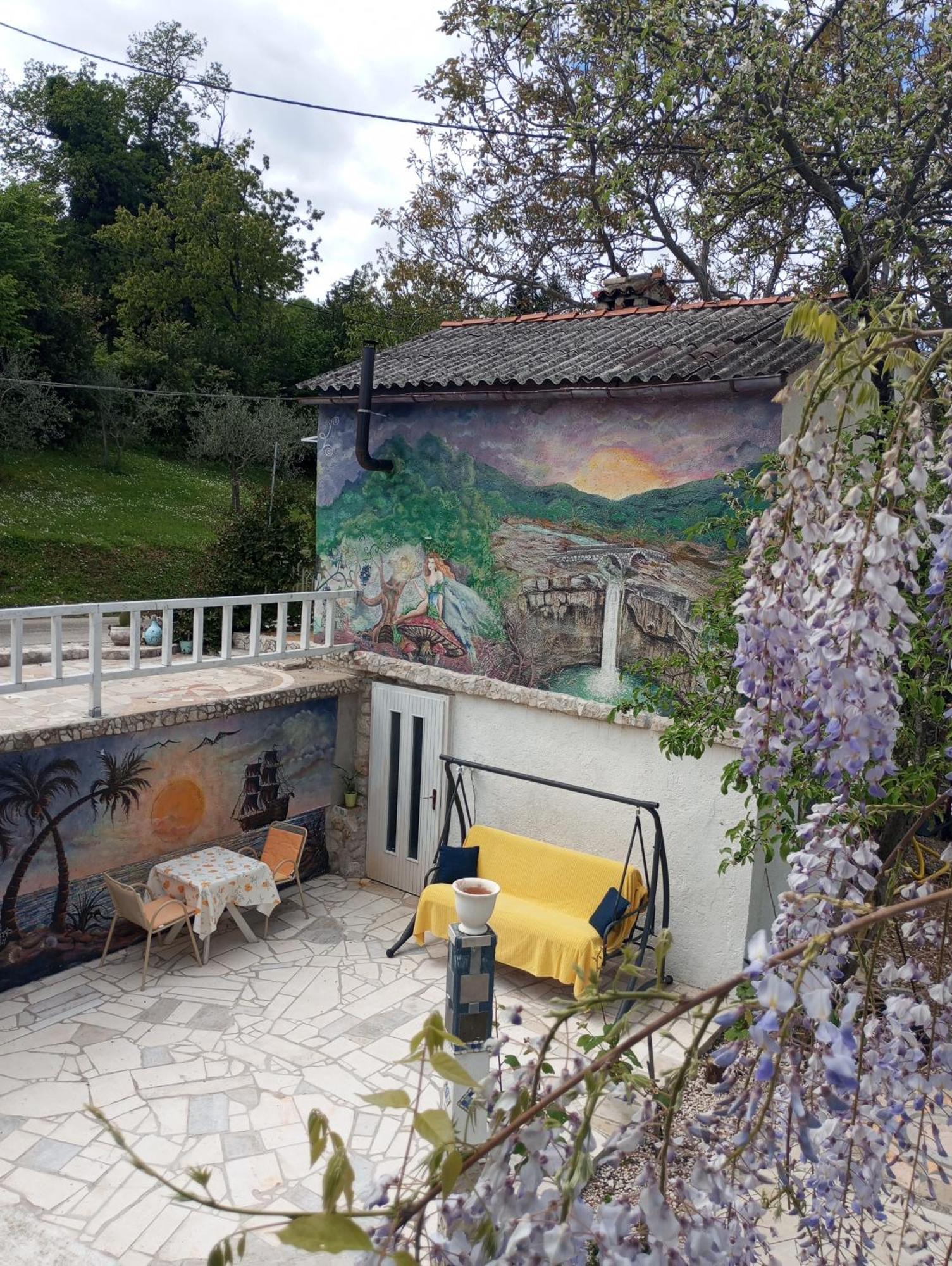 Apartman Sirena Pićan Extérieur photo